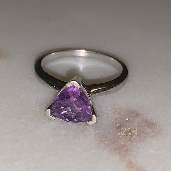 14 k white gold ring with genuine Amethyst - Picture 6 of 8